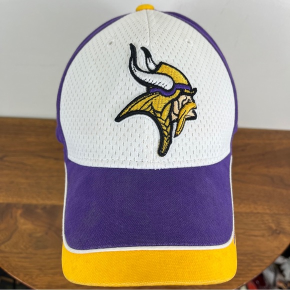 Minnesota Vikings Hat Strapback NFL Reebok  On Field Equipment Dad Hat NFL - Picture 7 of 14